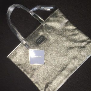 - ‼️Michael Kors beach bag